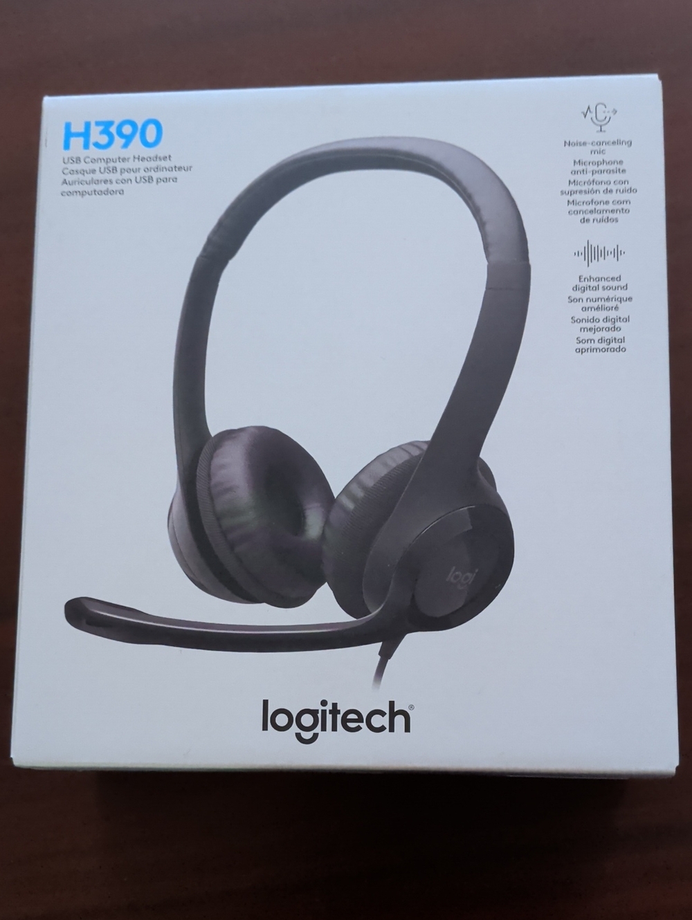 Logitech H390 Wired USB Headset in Black
